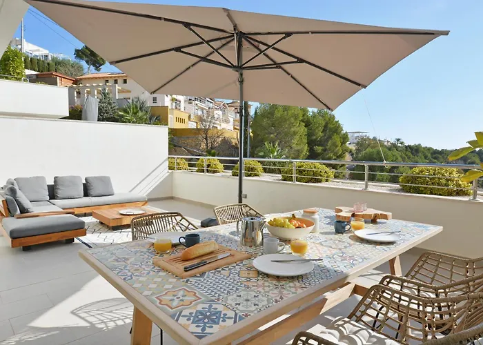 Altea Bayview Apartment By Nras